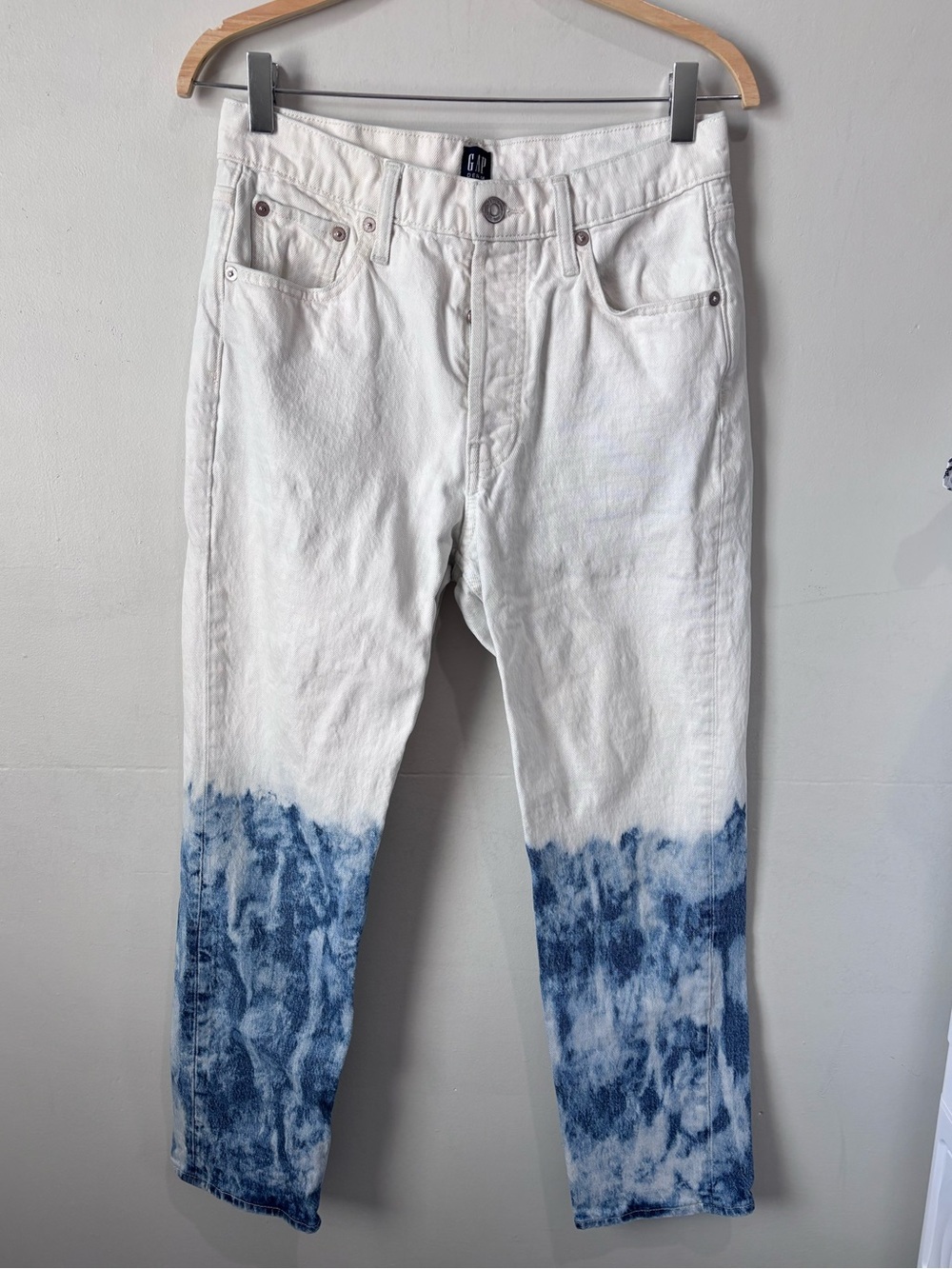 Gap High Rise Cheeky Straight Jeans | Size 4 / 27
